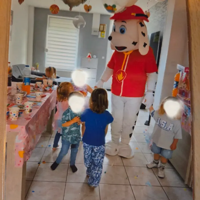fête d'anniversaire avec la mascotte pat patrouille, avec Gribouille Evénementiel à Calais (62)